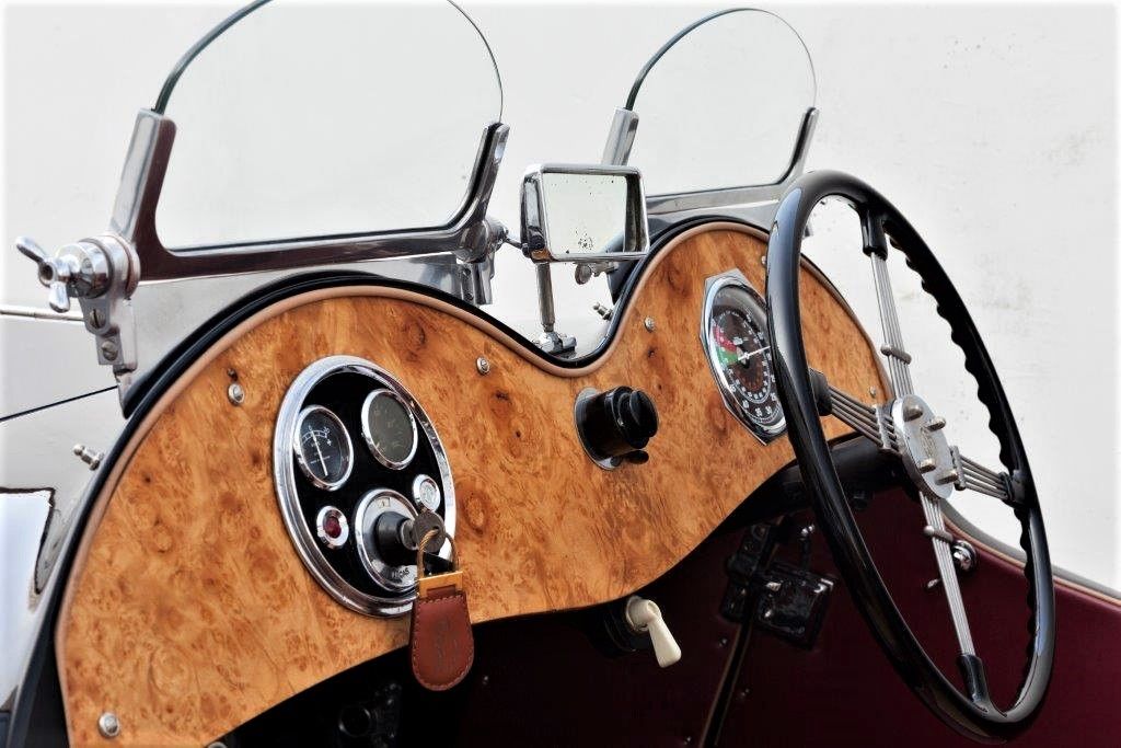 MG P TYPE-HIGH AGE, CLASS AND STYLE