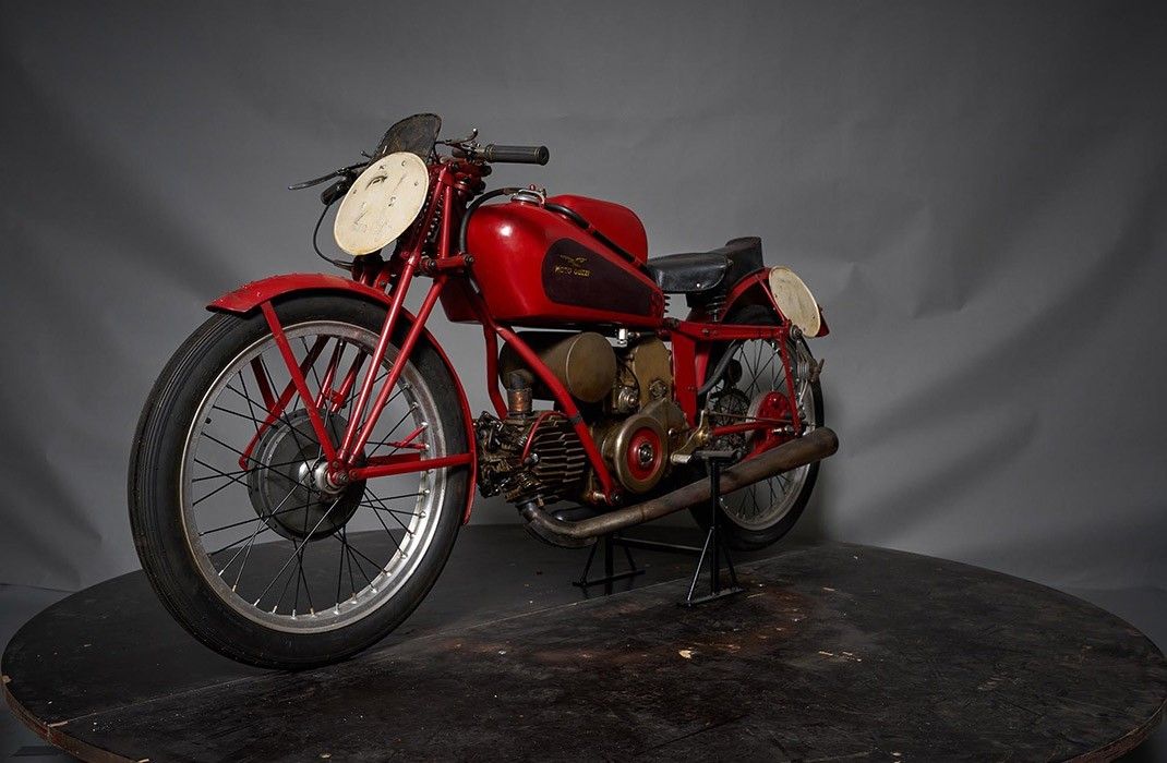 MOTORBIKE MARKET: 15,000 M² OF MOTORCYCLING HISTORY AND PASSION