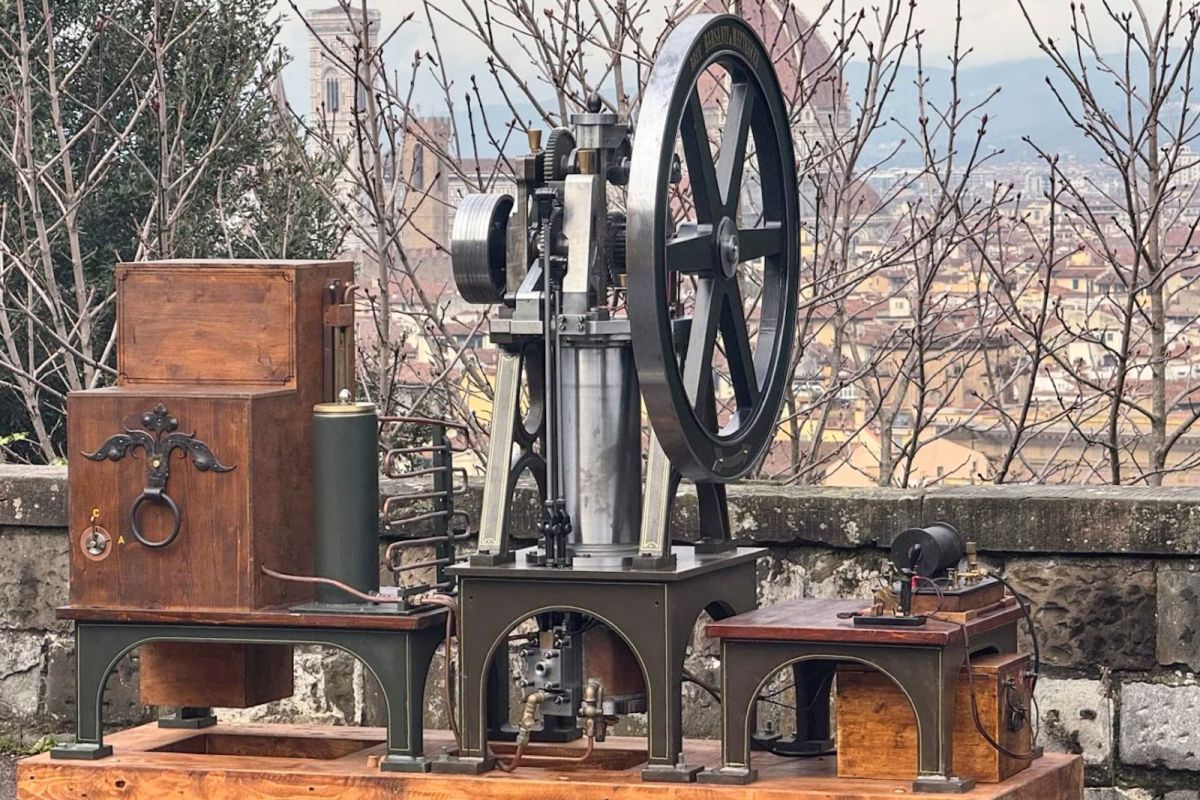 AUTO E MOTO D’EPOCA ACCENDE LA PASSIONE: DAL PRIMO MOTORE A SCOPPIO ALL'ULTIMA FERRARI CAMPIONE DEL MONDO 