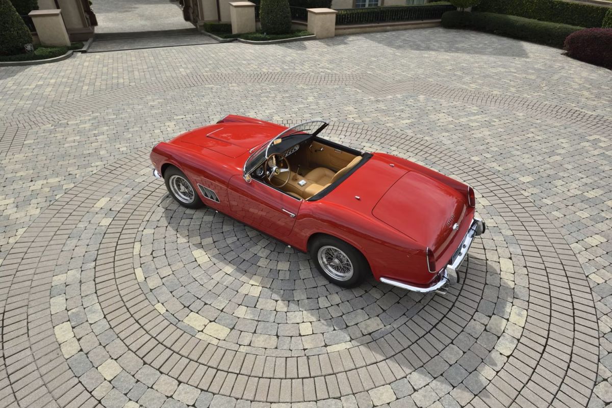 LA PUNTA DI DIAMANTE NELLE VENDITE DI AUTO D’EPOCA NEL 2024: FERRARI 250 GT SWB CALIFORNIA SPIDER