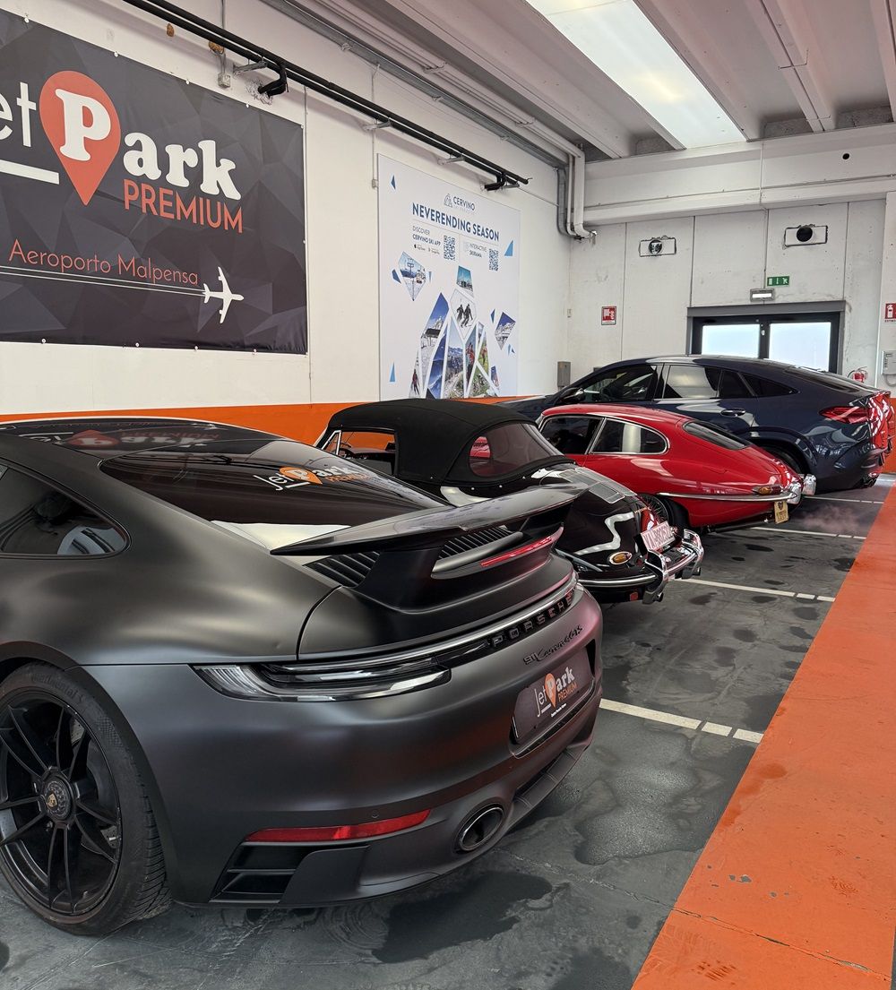 OldCar24 opens a partnership with JETPark Malpensa, designed for all collectors of vintage cars and supercars