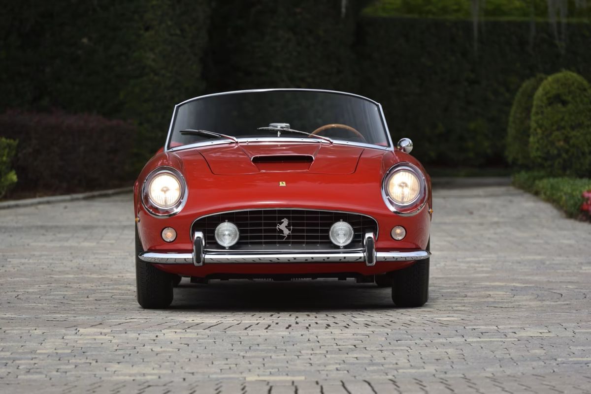 LA PUNTA DI DIAMANTE NELLE VENDITE DI AUTO D’EPOCA NEL 2024: FERRARI 250 GT SWB CALIFORNIA SPIDER