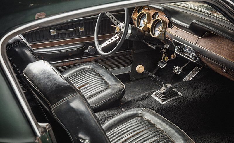 FORD MUSTANG T5-1964: POWERFUL AS A WILD HORSE