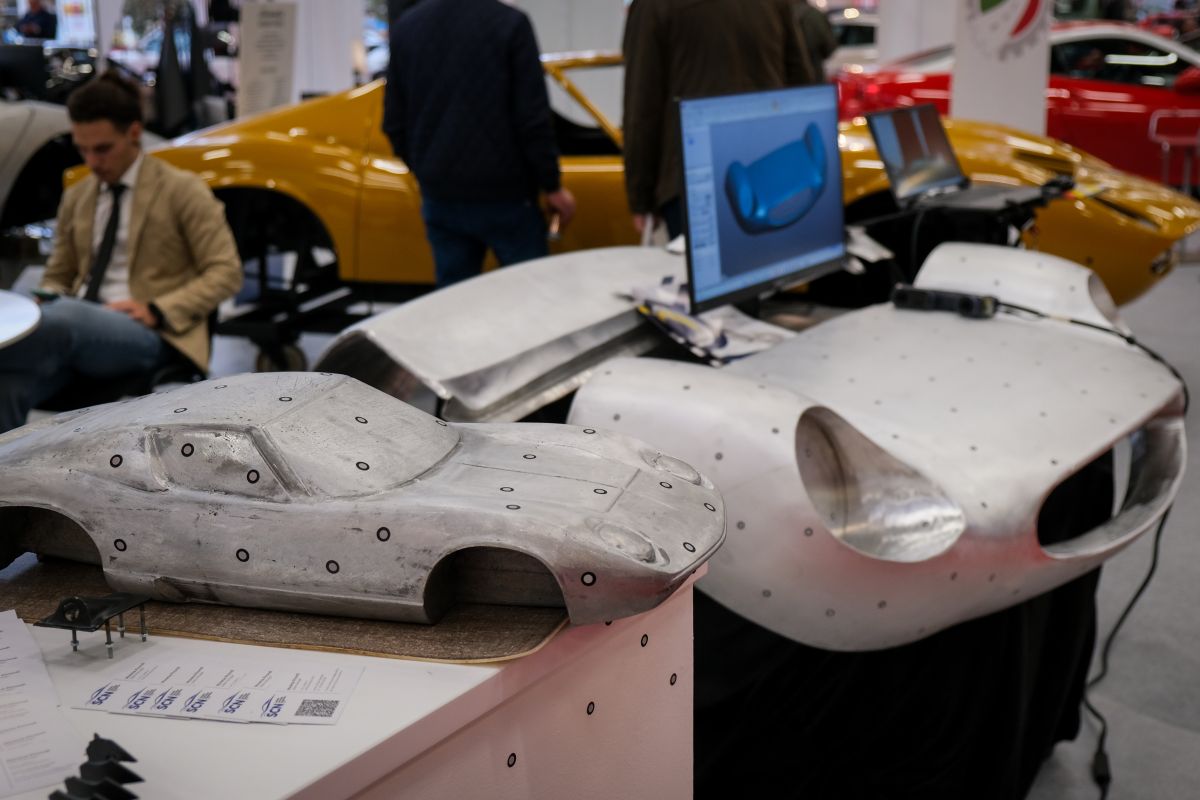 AUTO E MOTO D’EPOCA ACCENDE LA PASSIONE: DAL PRIMO MOTORE A SCOPPIO ALL'ULTIMA FERRARI CAMPIONE DEL MONDO 