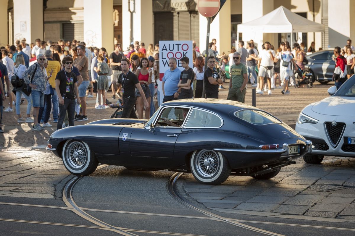THE 1st AUTOLOOK WEEK CLOSES WITH A TRIUMPH OF PARTICIPANTS, A CROWD IN SAN CARLO SQUARE TAKES IN SUPERCAR PARADE