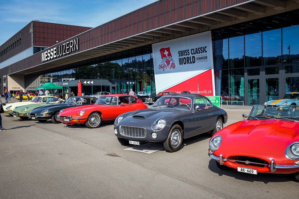 Swiss Classic World: Swiss trade fair for classic cars in Lucerne. OldCar24 present in Hall 1