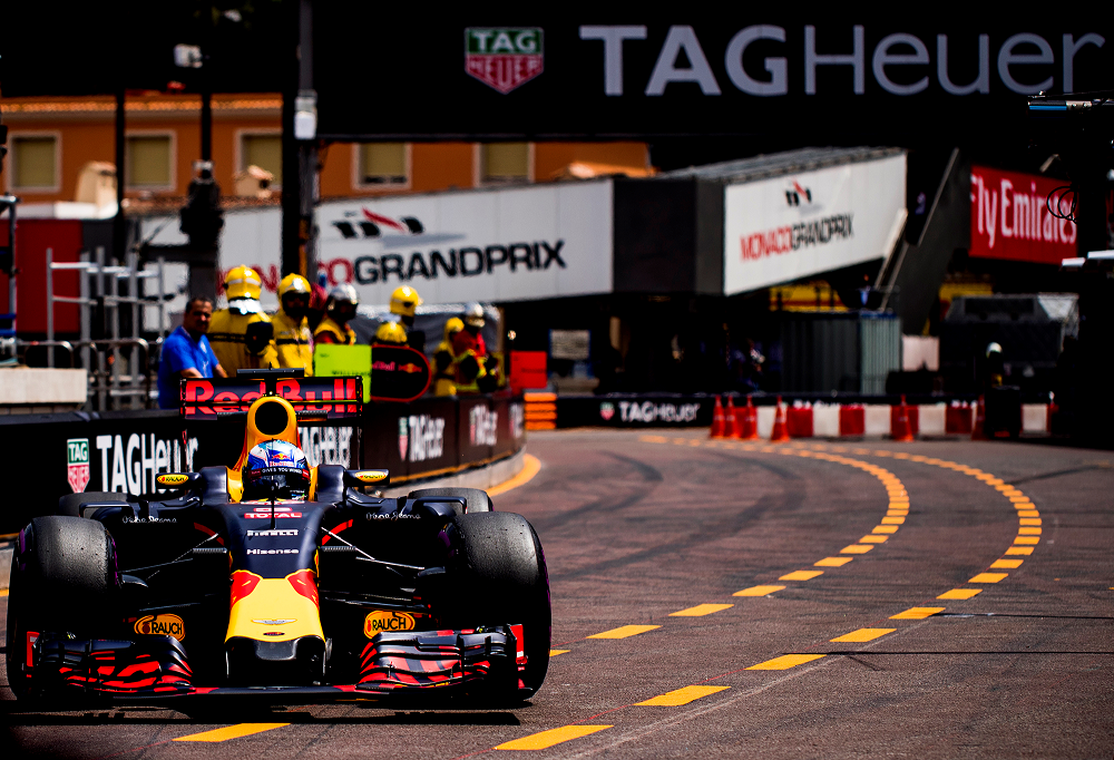 LA CHAUX-DE-FONDS-CREATIVITY, PRECISION, CONSTANT RESEARCH: TAG HEUER
