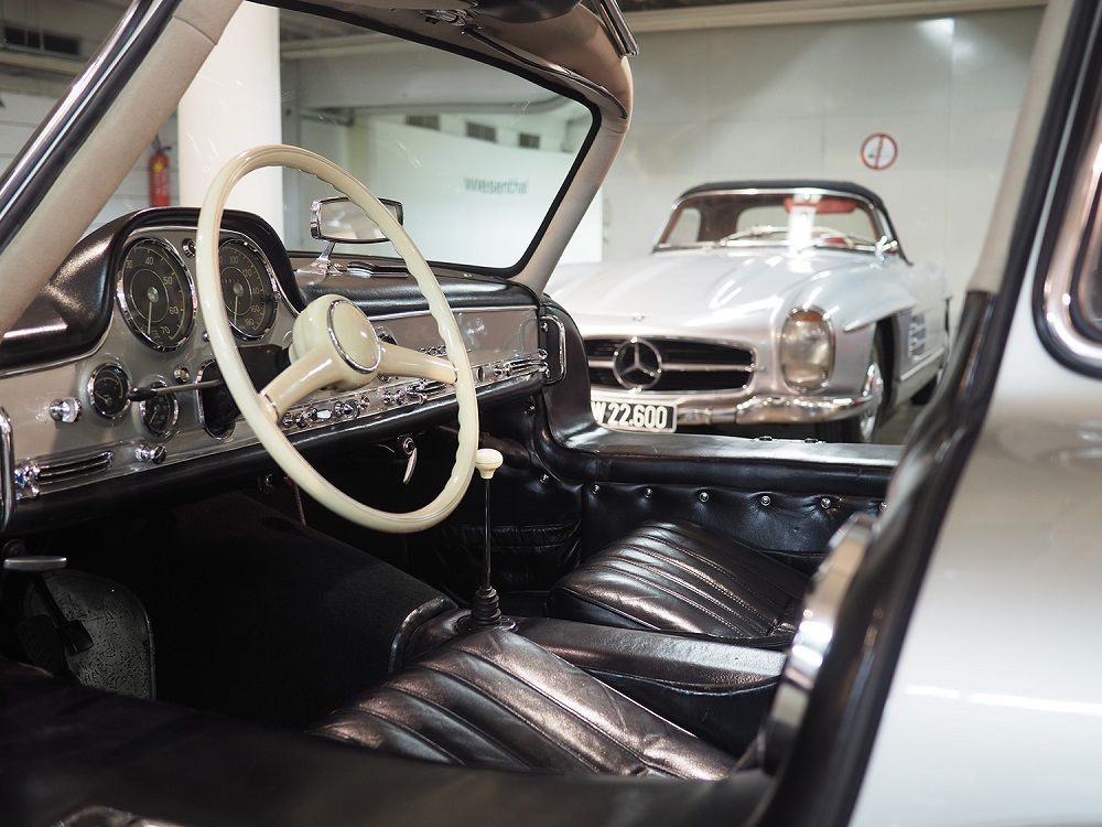 GREAT COLLECTIONS FOR LARGE AUCTIONS
